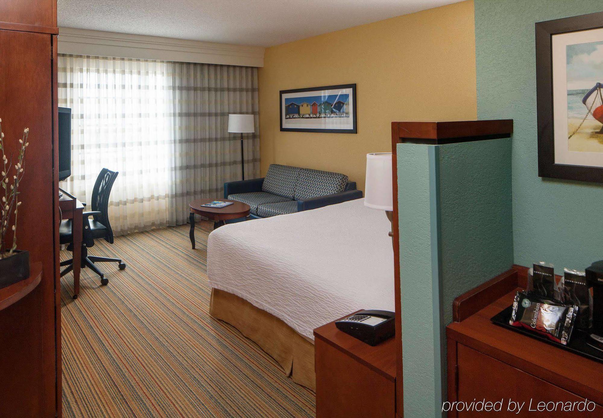 Courtyard By Marriott Fort Lauderdale Airport & Cruise Port Dania Beach Exterior foto